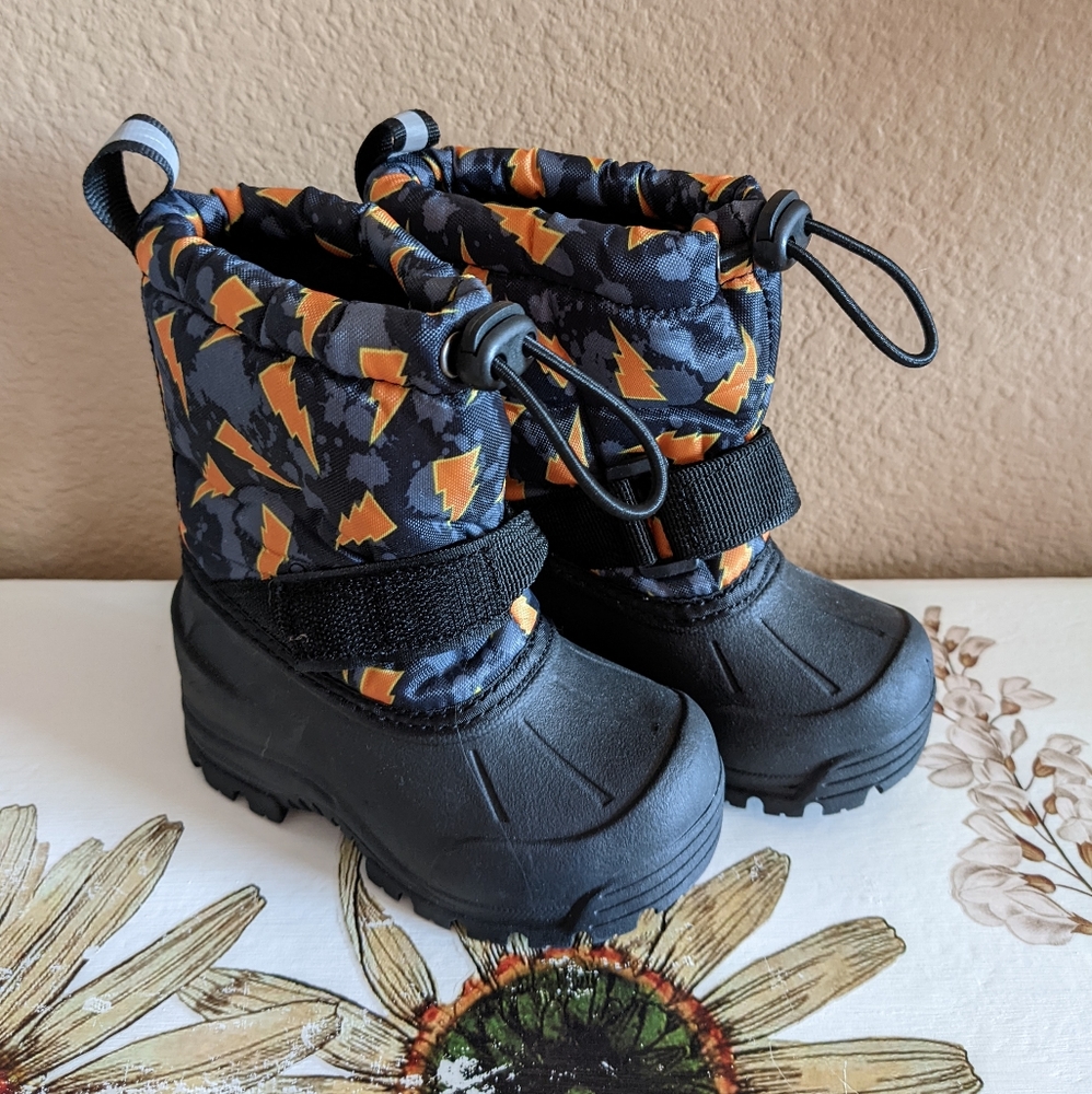 Baby snow boots